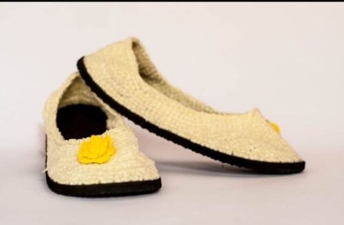 Hand-Woven breathable Palm shoe
