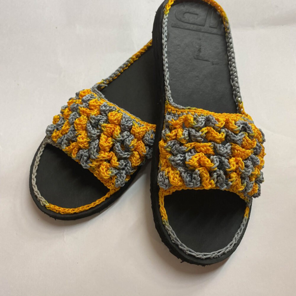 Hand-Woven Comfy Slipper